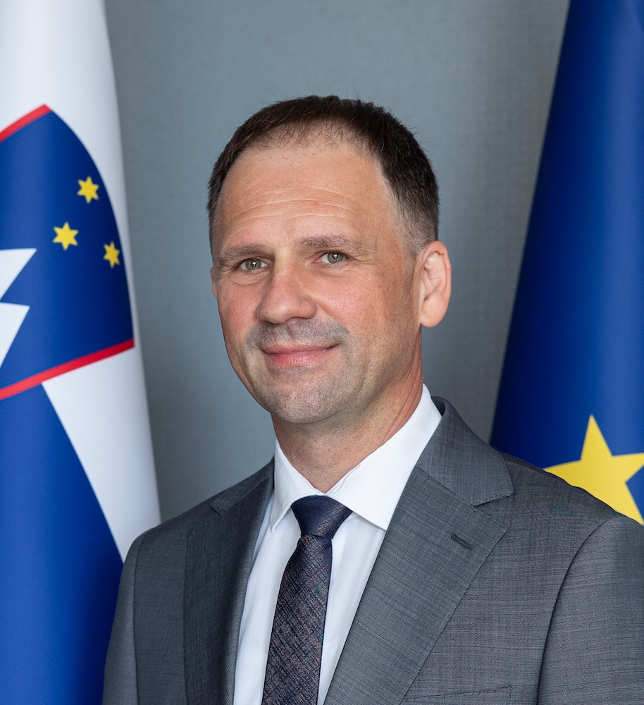 Dr. Tomaž Žagar